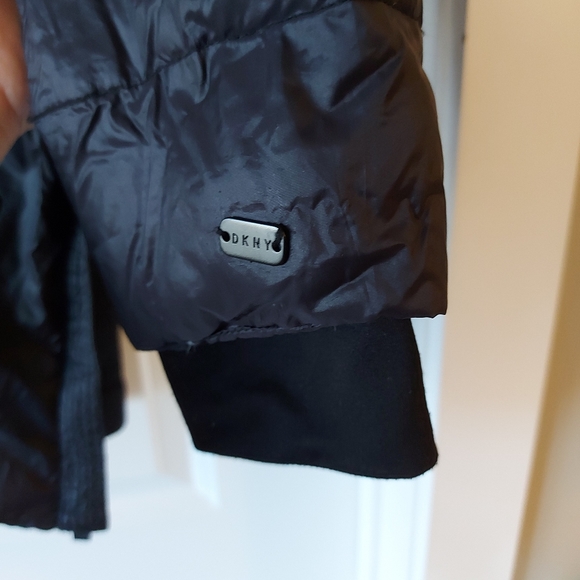 DKNY Sport | Quilted Wool Blend Hooded Duck Down Coat - Picture 5 of 7